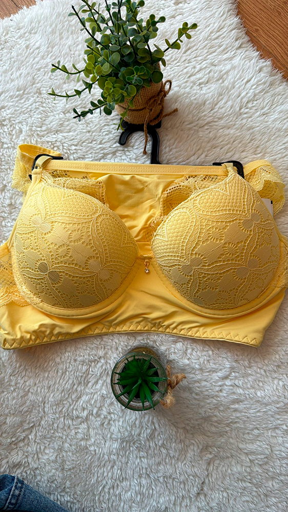 Conjunto de Lingerie Amarelo Luminosidade