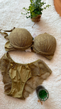 Conjunto de Lingerie Verde Oliva Elegância