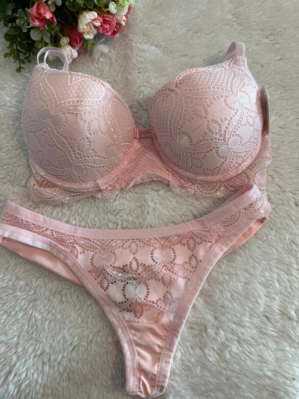 Conjunto de Lingerie Rosa Encanto