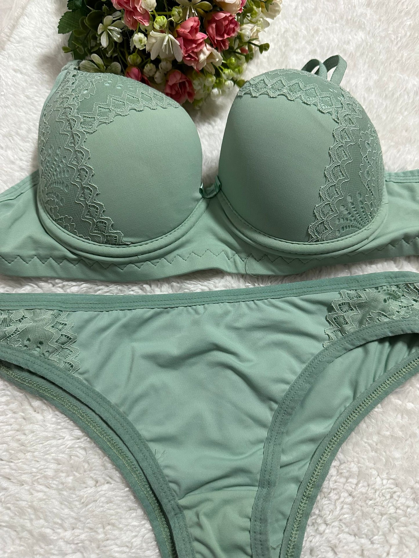 Conjunto de Lingerie Verde Água