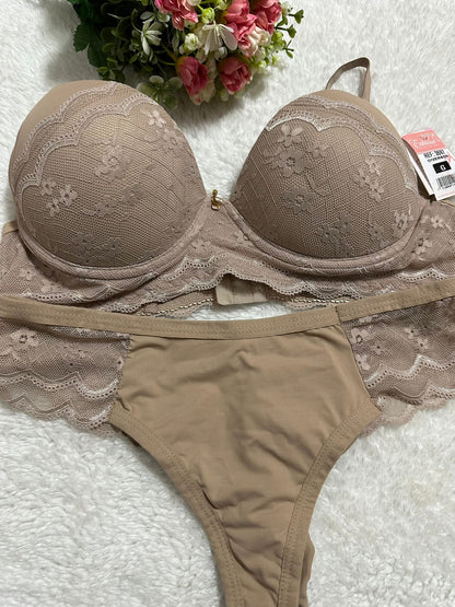 Conjunto de Lingerie Marrom Claro