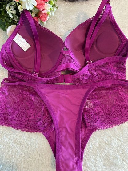 Conjunto de Lingerie Roxo Clássico