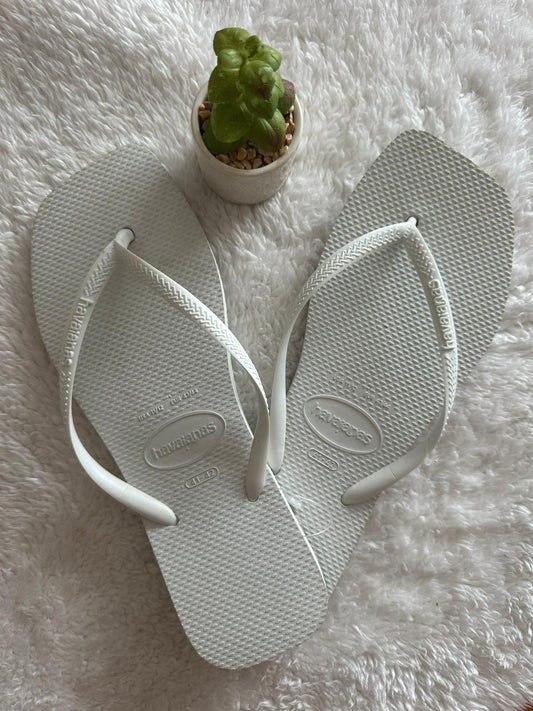 Chinelo Havaianas Branco Quadrado feminino  EUA43/44